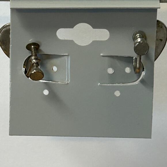 Vintage Heart Shape Butterfly Wing Screw Back Earrings Tropical Palm Trees - Picture 4 of 6